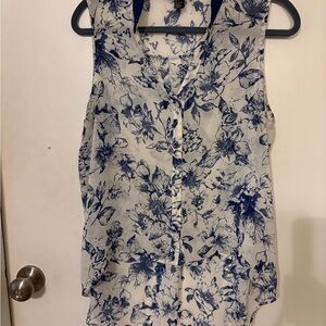 Forever 21 Navy Floral Sleeveless Blouse